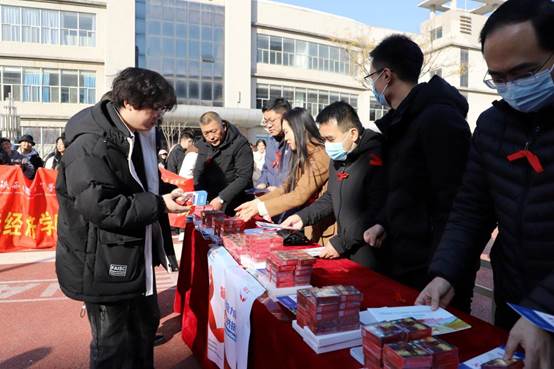 https://www.csiic.edu.cn/__local/7/CD/B3/7E5EE8D74C52B9AE6E4ADB0E8A5_56786A55_1BF82.jpg
